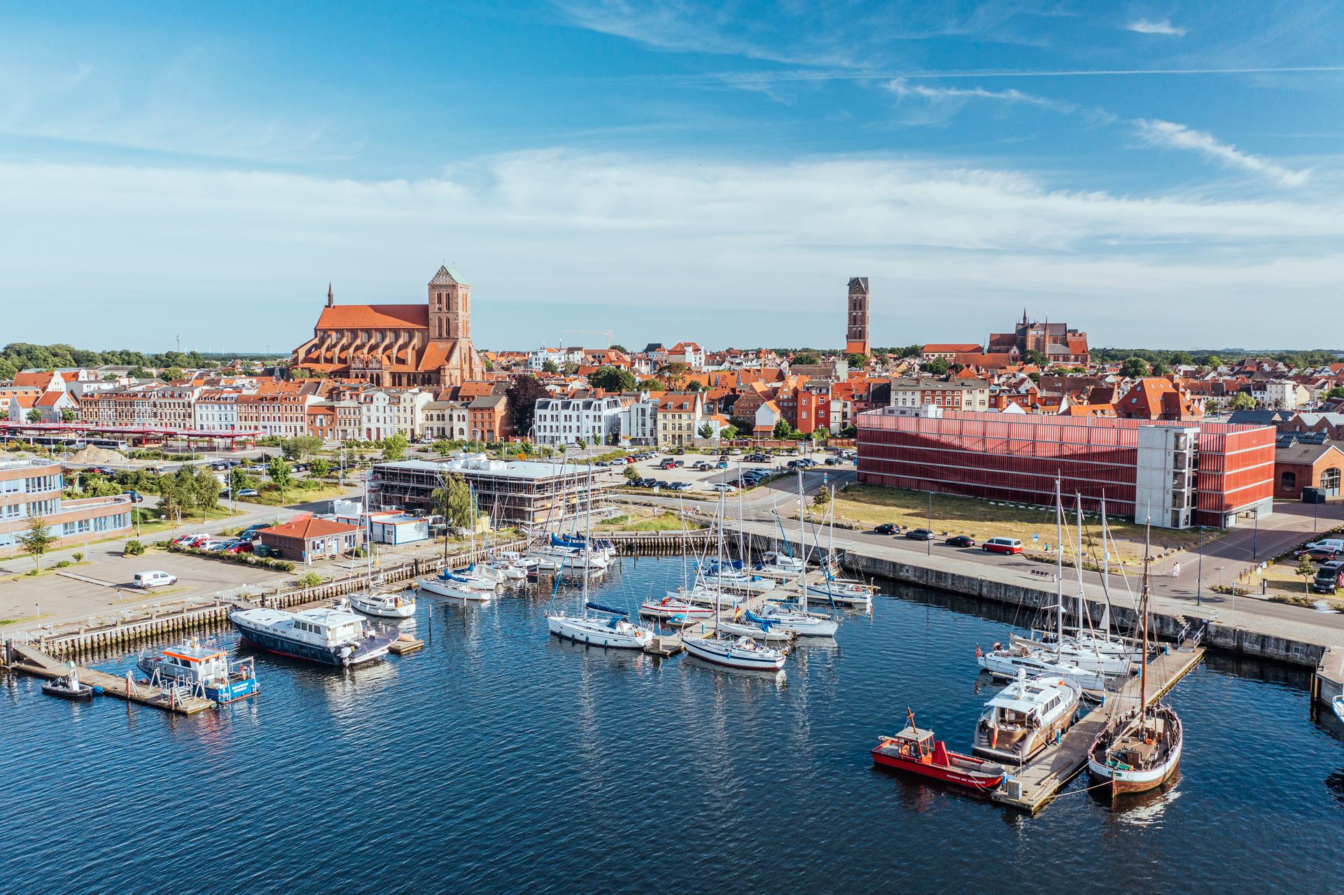 Old harbour of the Hanseatic city of Wismar_2